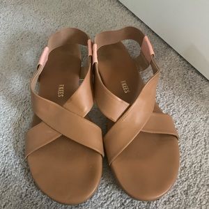 TKEES sandals - camel & pink